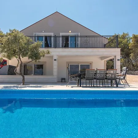 Lovely View In Villa *